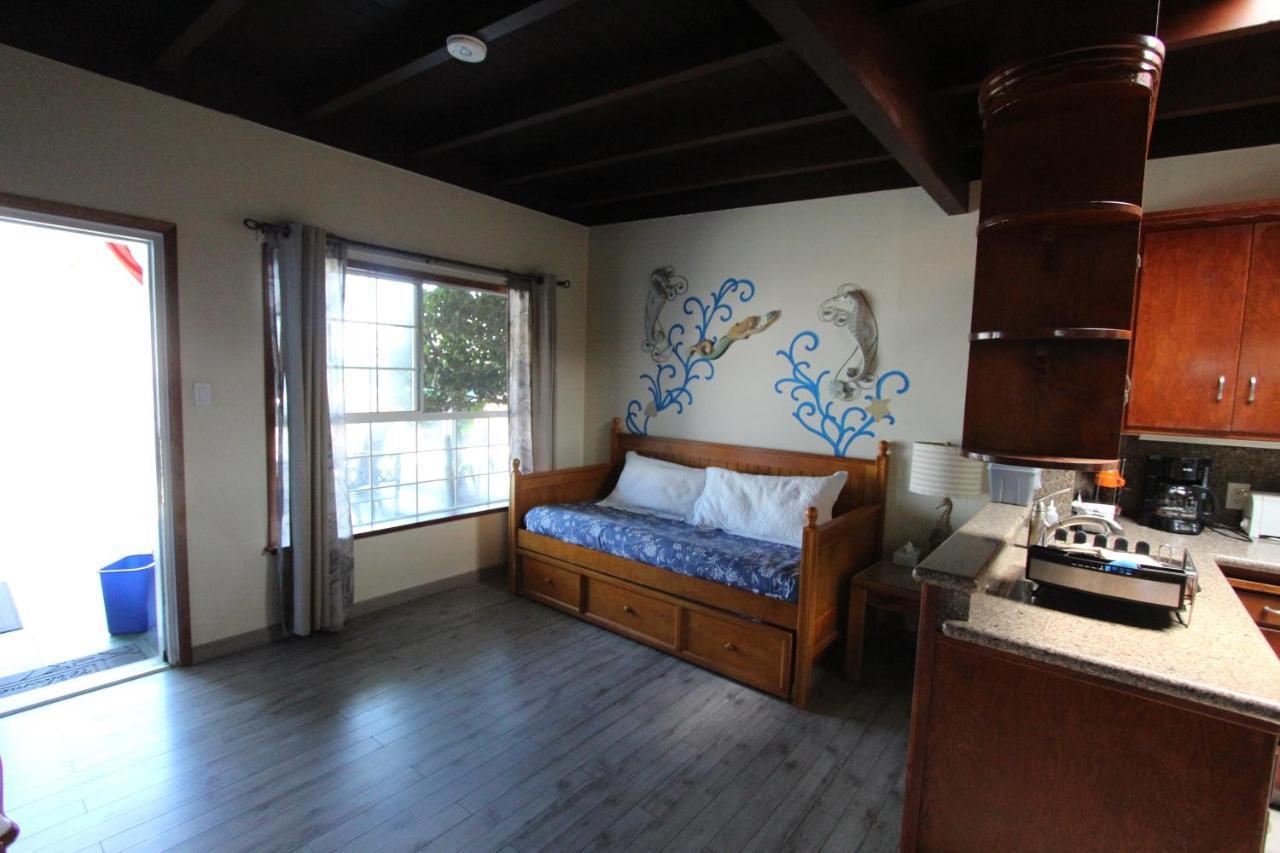 Edgewater Beach Inn & Suites ซานตาครูซ ภายนอก รูปภาพ