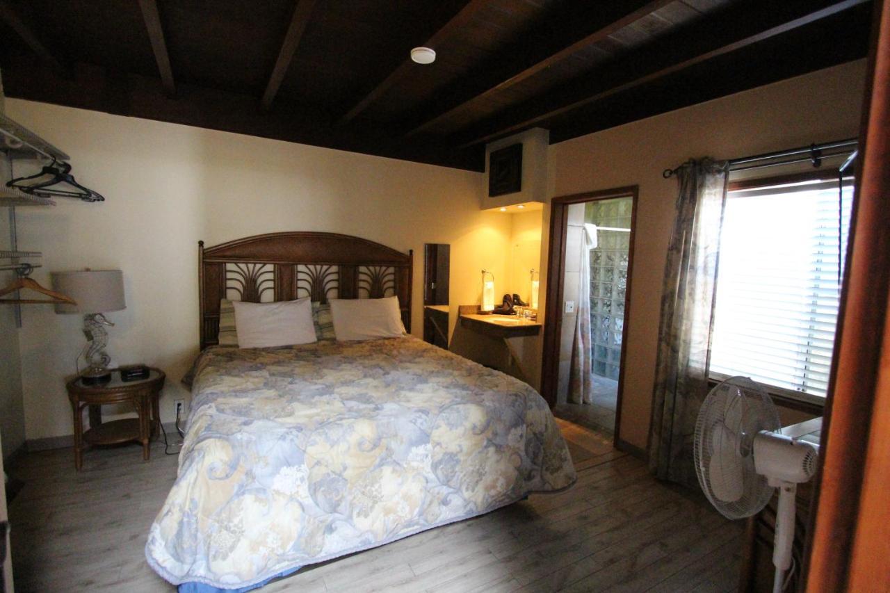 Edgewater Beach Inn & Suites ซานตาครูซ ภายนอก รูปภาพ